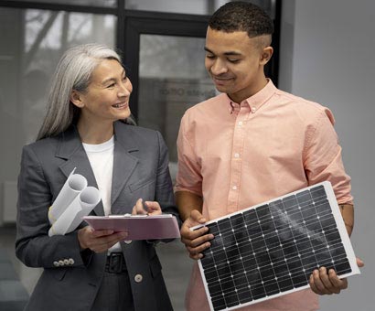 Photovoltaik-Anlage, Wrmepumpen-Strom, Smart Home, Woltics - Photovoltaikanlagen bauen lassen. Unsere erfahrenen Projektleiter begleiten Sie von der Erstellung der Montageunterlagen bis hin zur Inbetriebnahme der Anlage